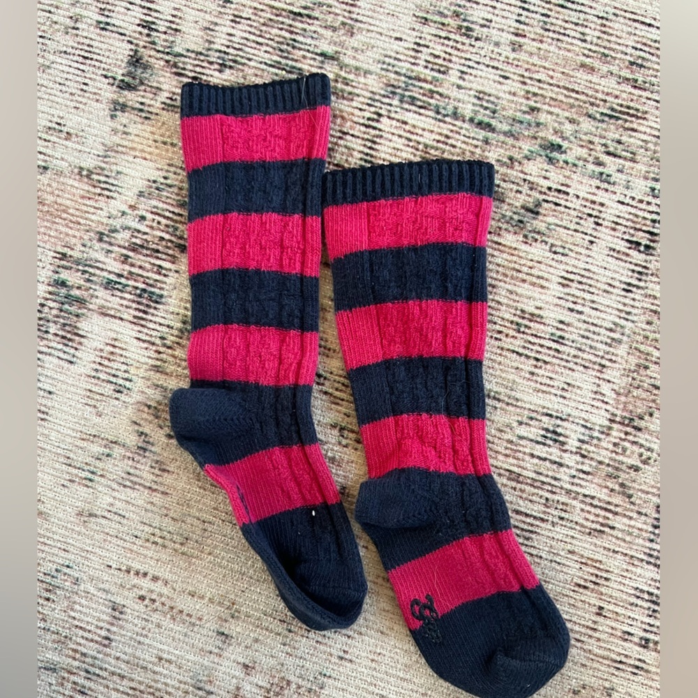 GAP baby cable knit Bold Striped Socks in navy and Pink